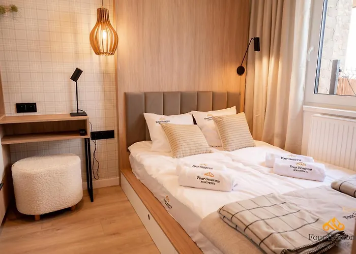 Z Tarasem Blisko Stoku By Four Seasons *